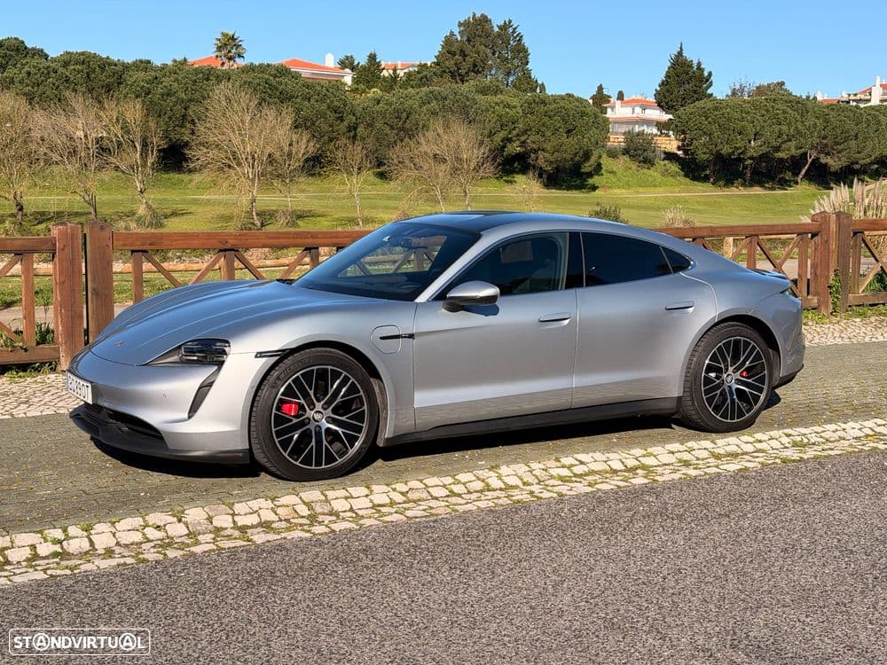 Porsche Taycan 4S