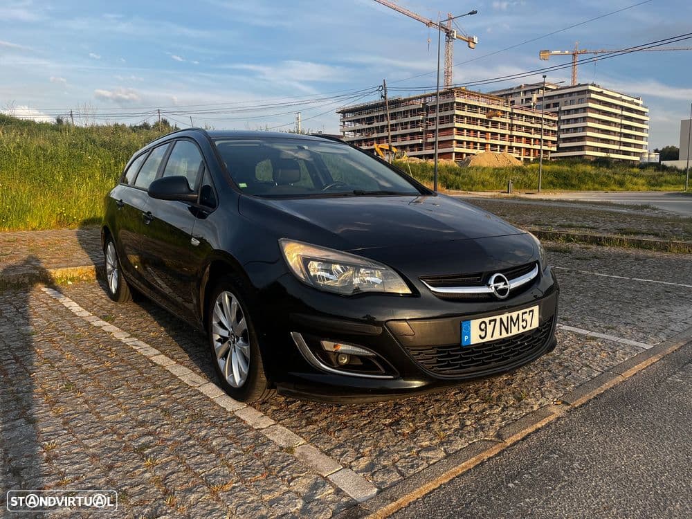 Opel Astra Sports Tourer 1.4 Cosmo S/S